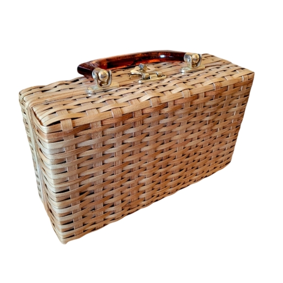 Vintage Rectangle Basket Purse With Lucite Handle Woven - Picture 3 of 8